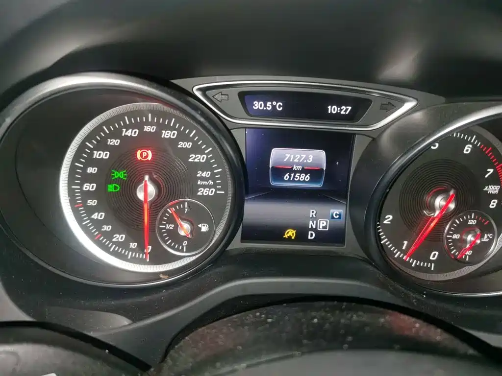 Mercedes-Benz GLA — миниатюра 5
