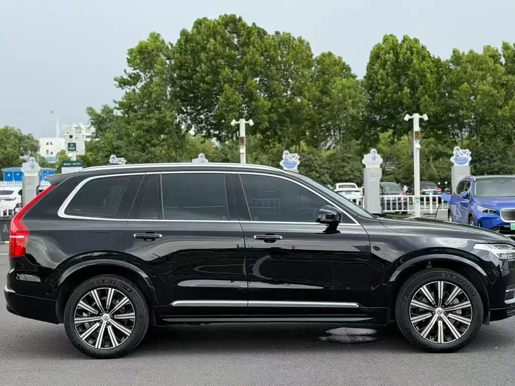 Volvo XC90 — миниатюра 5