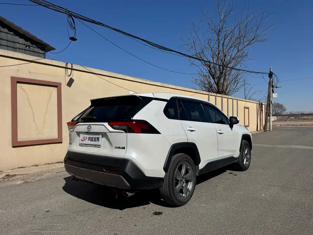 TOYOTA RAV4 RONGFANG