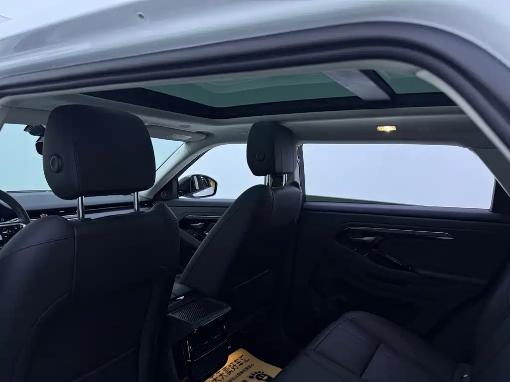 Land Rover Evoque — миниатюра 7
