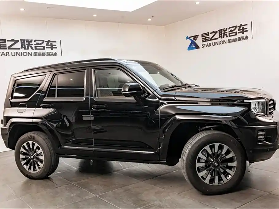 TANK TANK 700 NEW ENERGY