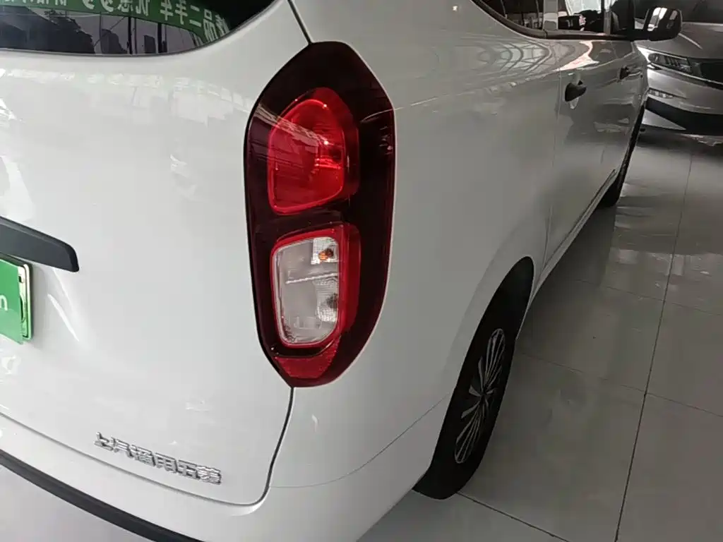 Wuling Hongguang EV — миниатюра 8