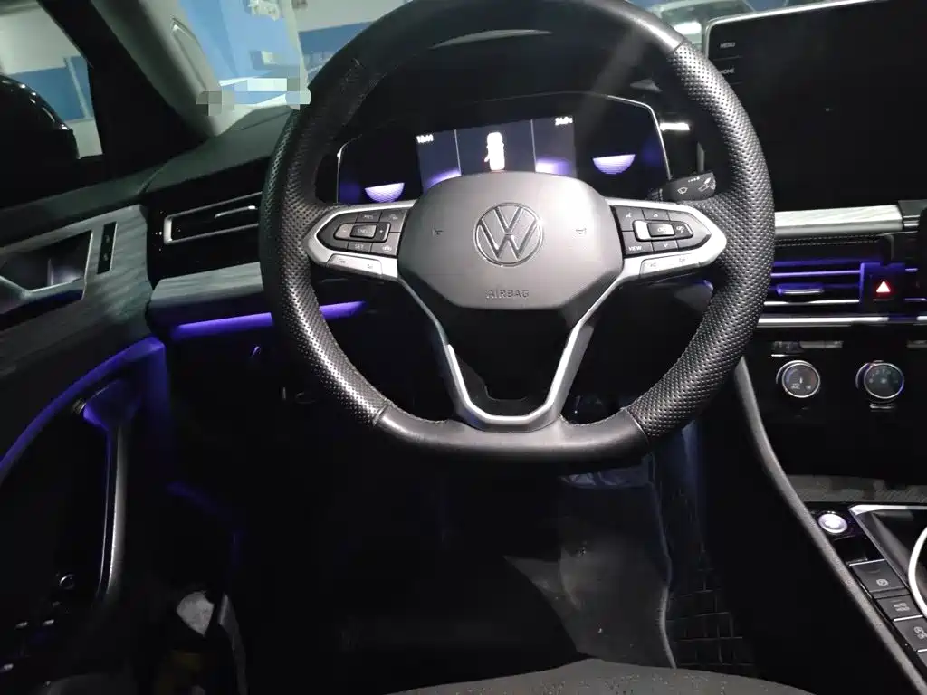 Volkswagen Sagitar — миниатюра 6
