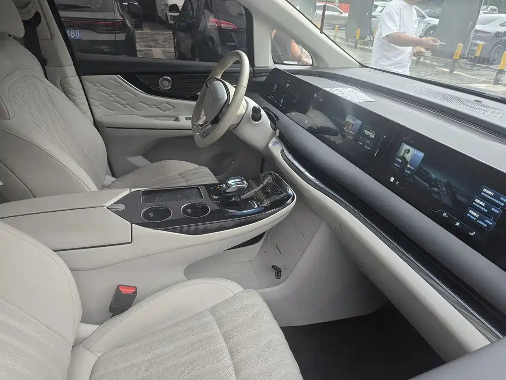 Fengxing Xinghai V9 — миниатюра 3