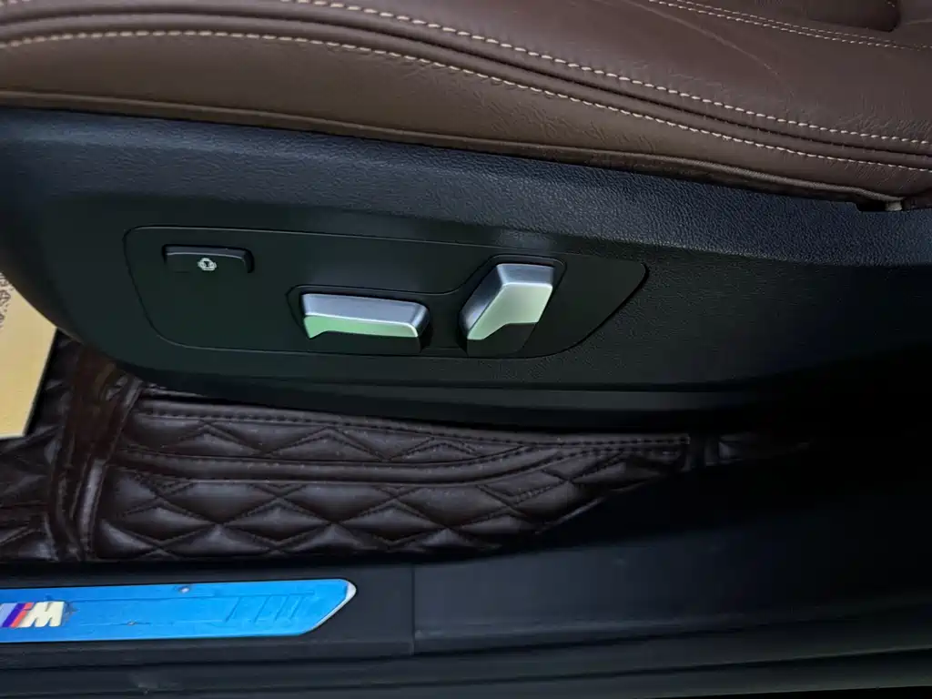 BMW X5 (Import) — миниатюра 28