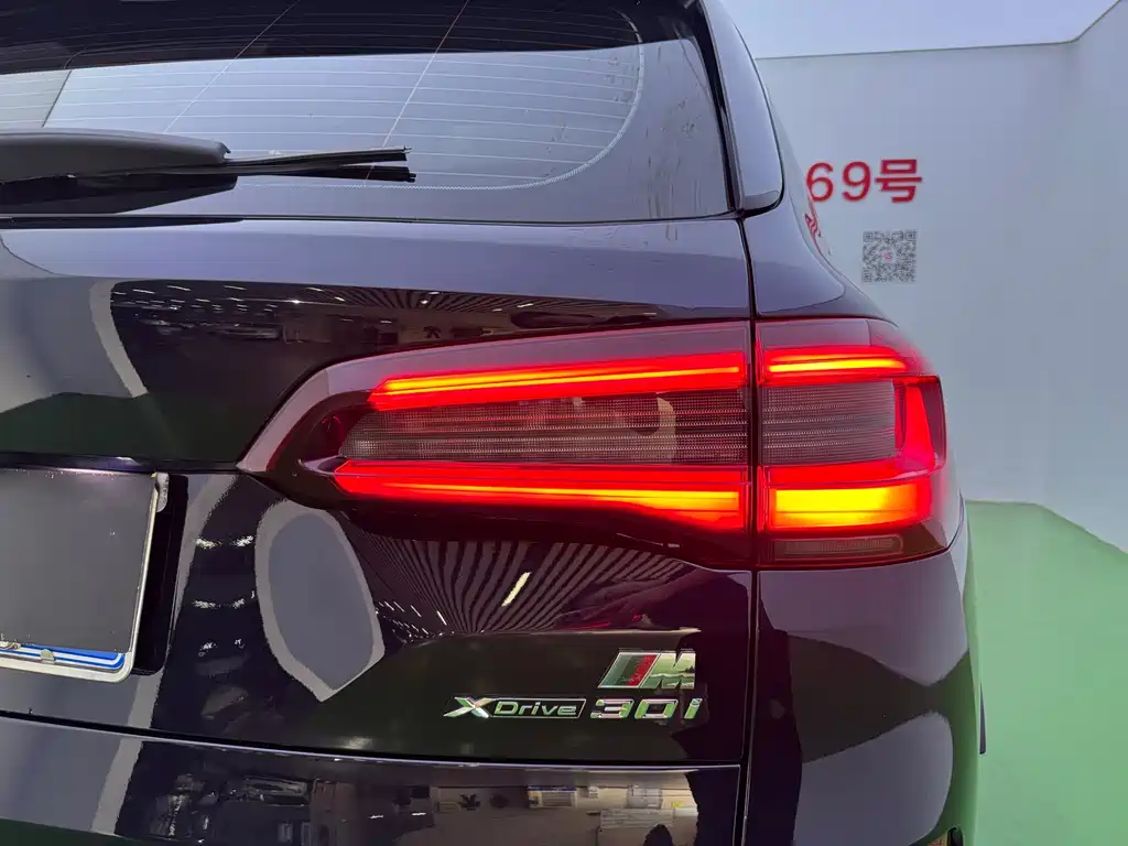 BMW X5 (Import) — миниатюра 37