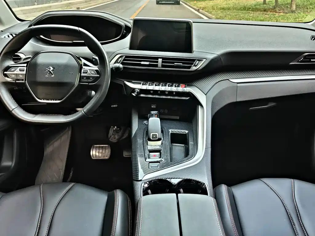 Peugeot 4008 — миниатюра 2