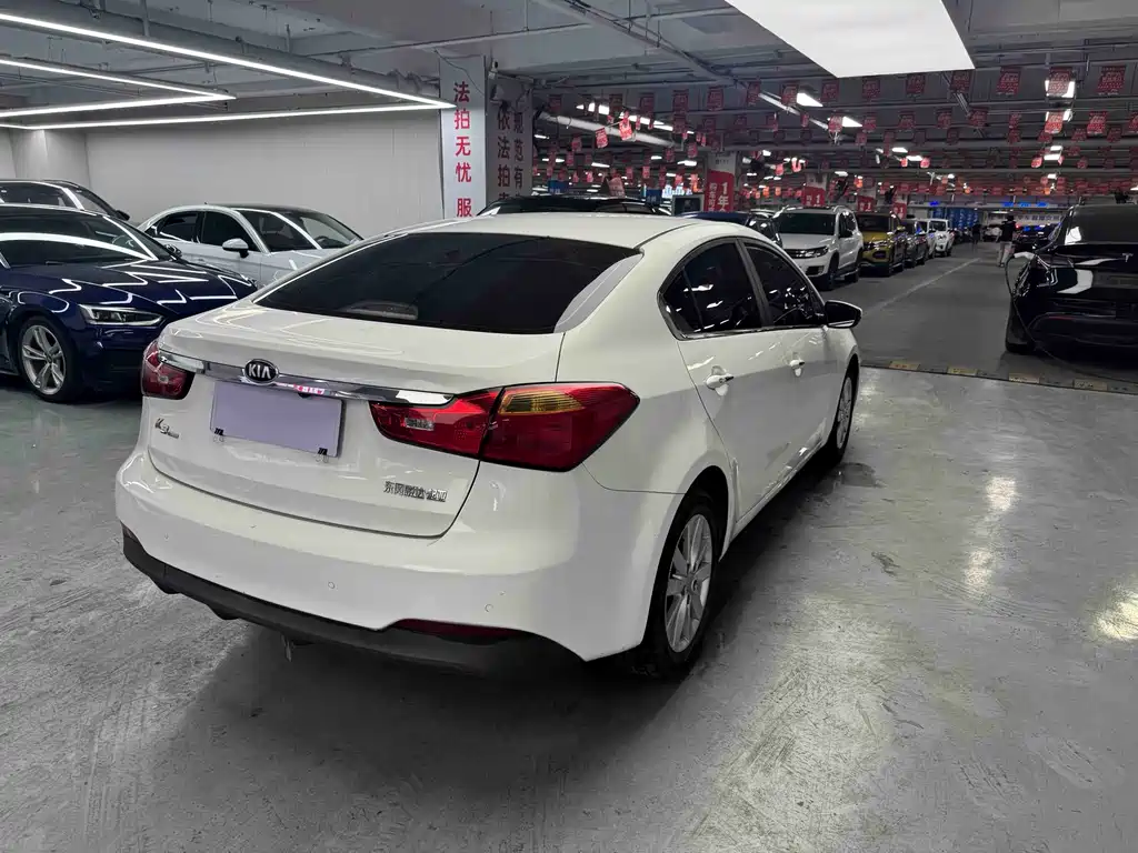 Kia K3 2015 1.6L AT GLS