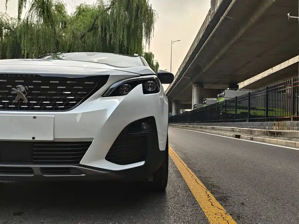 Peugeot 4008 — миниатюра 9