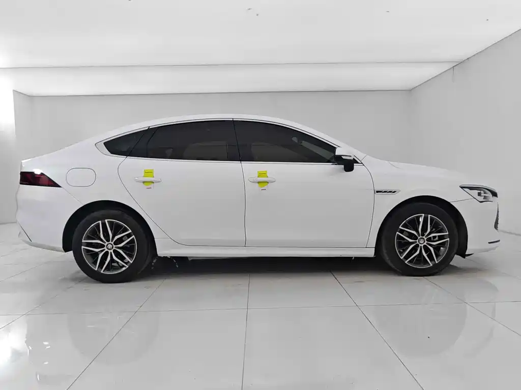 BYD Qin PLUS — миниатюра 8