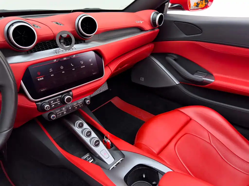 Ferrari Portofino — миниатюра 28