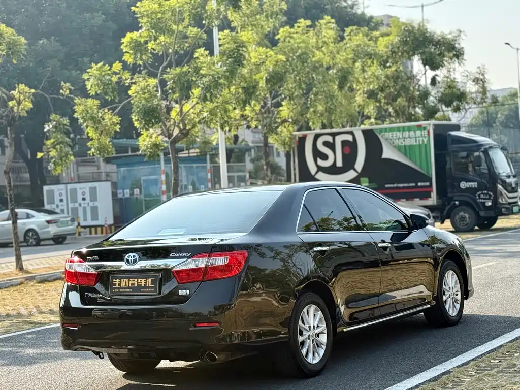 Toyota Camry 2012 2.5HG Luxury