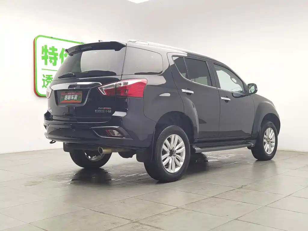 Isuzu MU-X — миниатюра 2