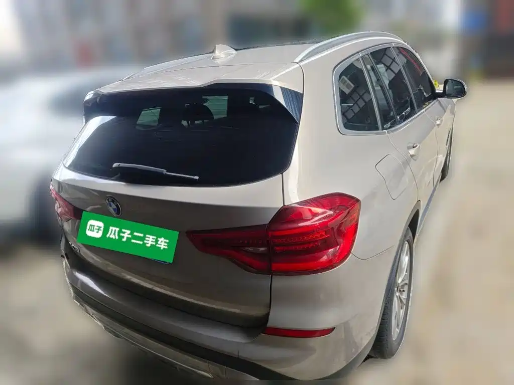 BMW X3 — миниатюра 3