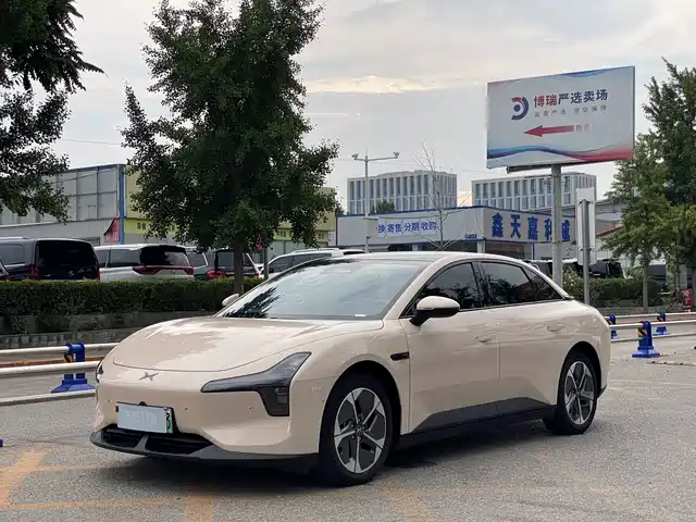 2025 Xpeng Mona M03