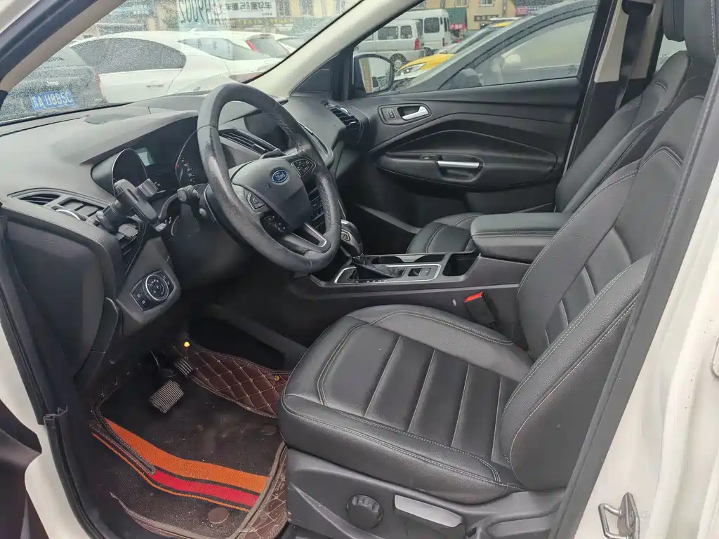 Ford Kuga — миниатюра 4