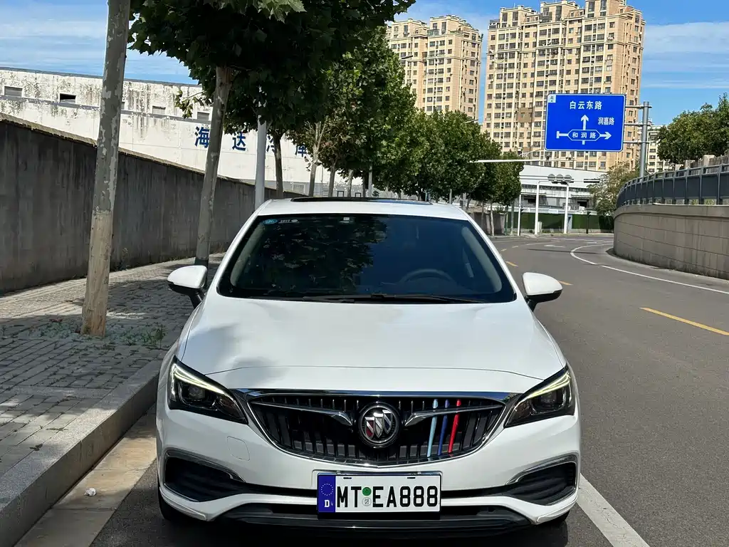 Buick Verano — миниатюра 2