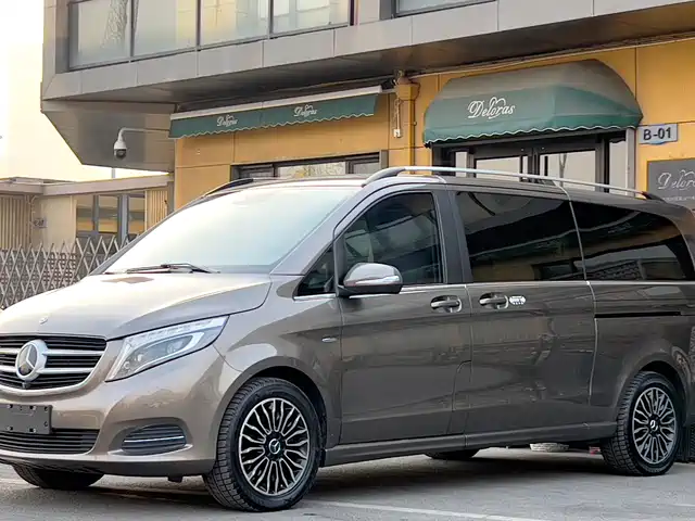 MERCEDES-BENZ V CLASS