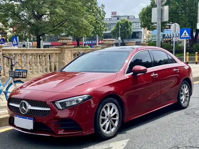 MERCEDES-BENZ A CLASS