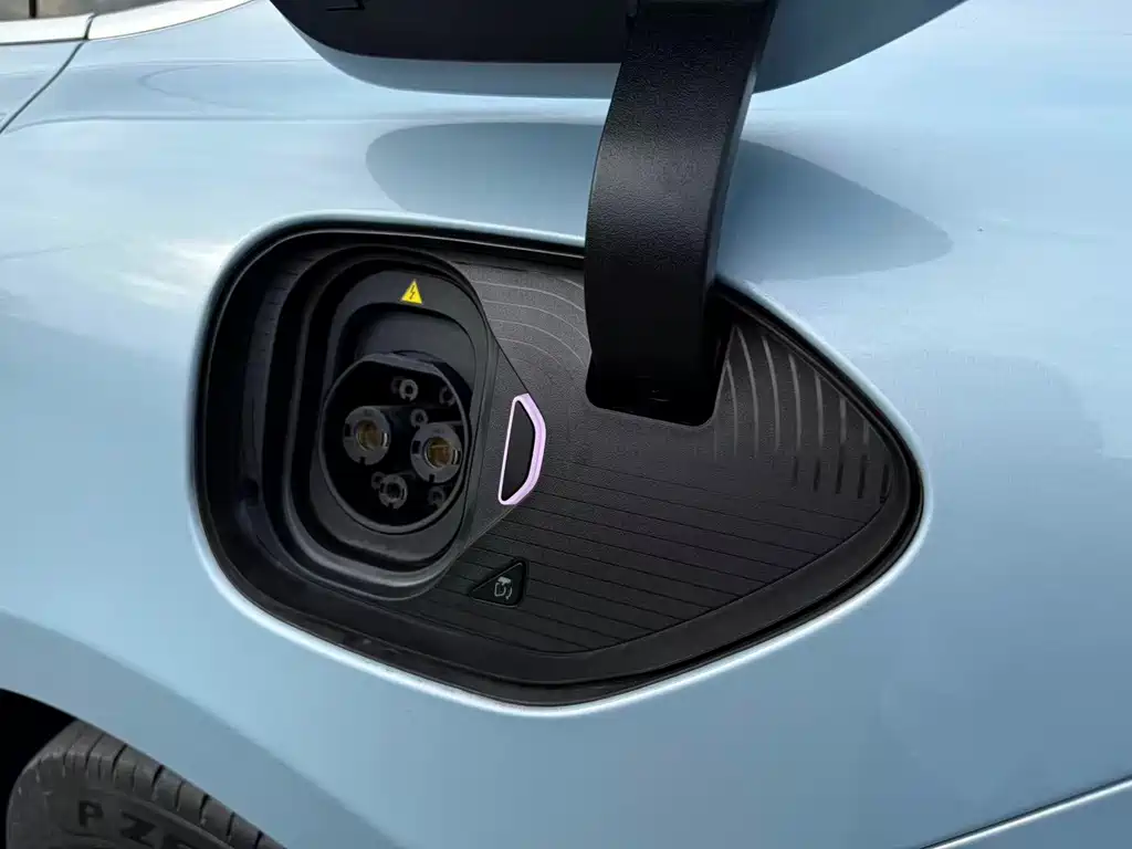 NIO ET5 — миниатюра 24