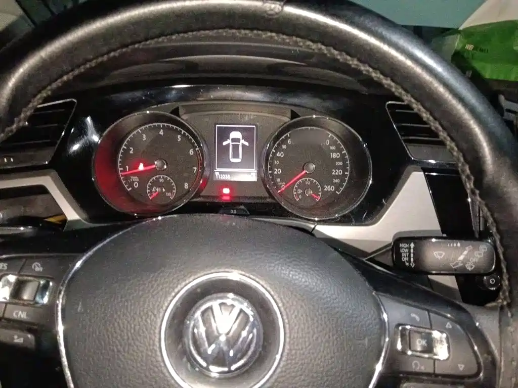 Volkswagen Touran — миниатюра 4
