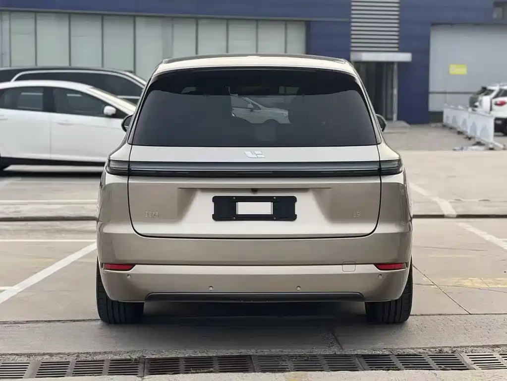 Li Auto Li L9 — миниатюра 2