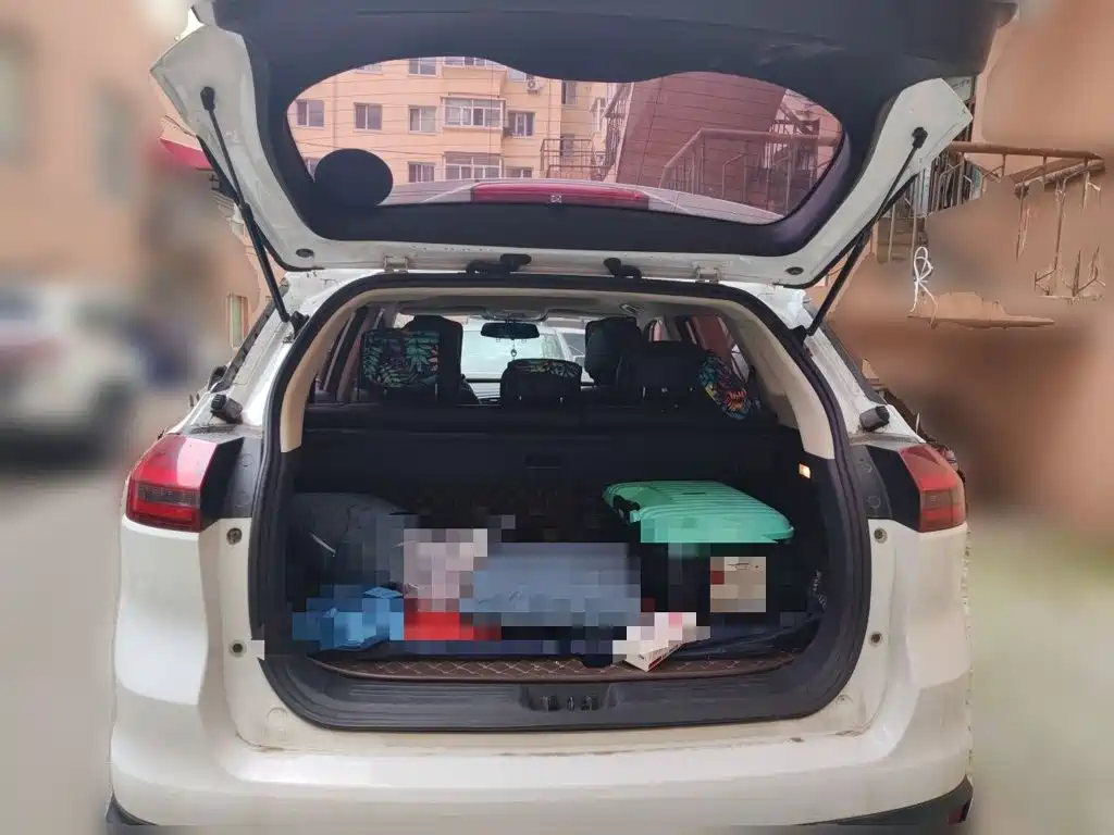 Geely Boyue — миниатюра 10