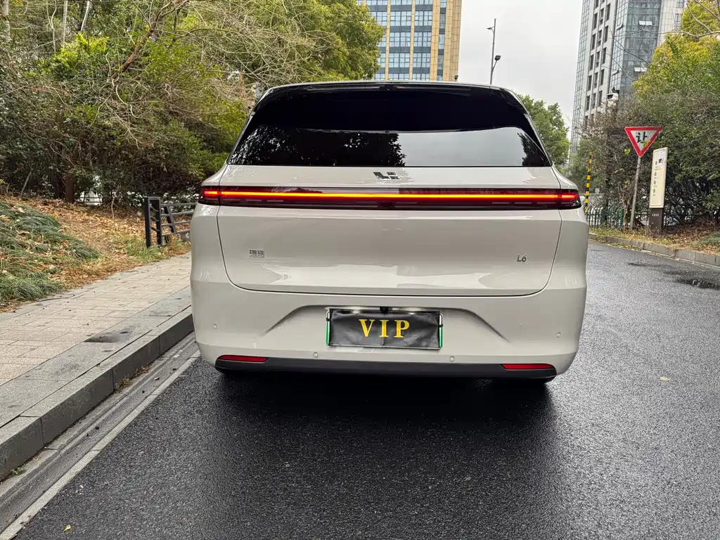 Li Auto IDEAL L6