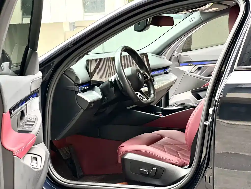 BMW 5 Series (Import) — миниатюра 9