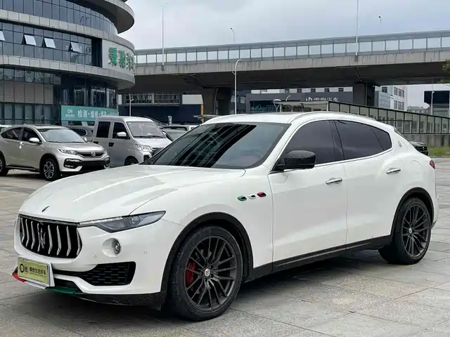 maserati levante