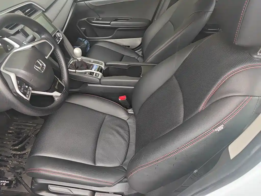 Honda Civic — миниатюра 8