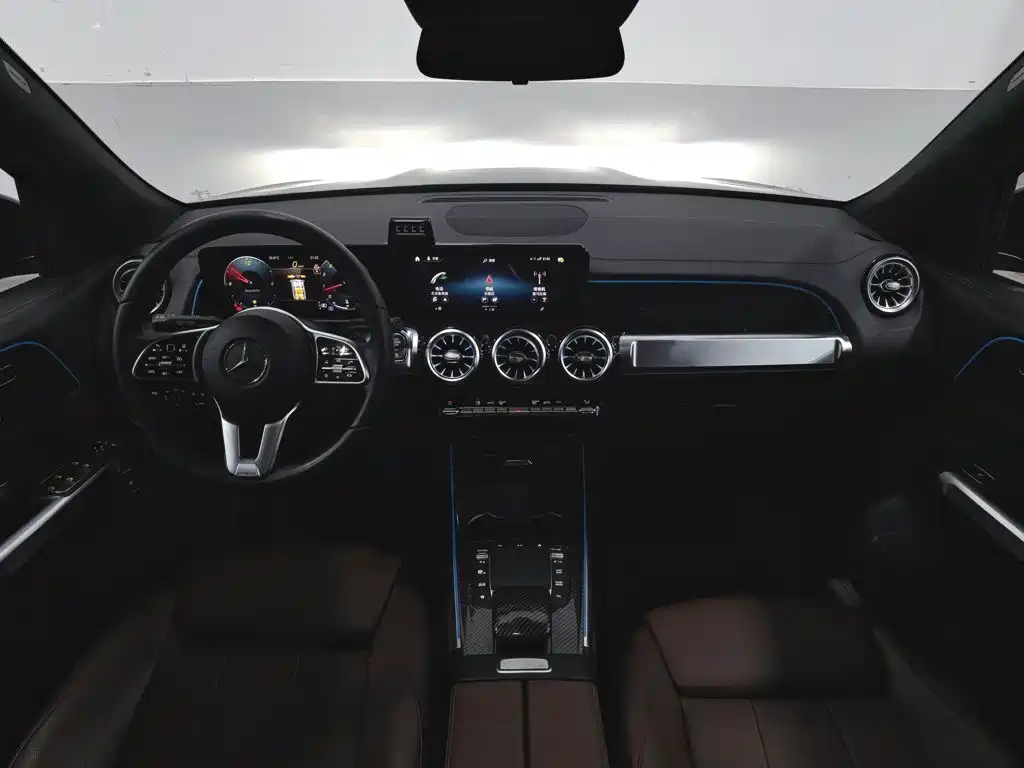 Mercedes-Benz GLB — миниатюра 5