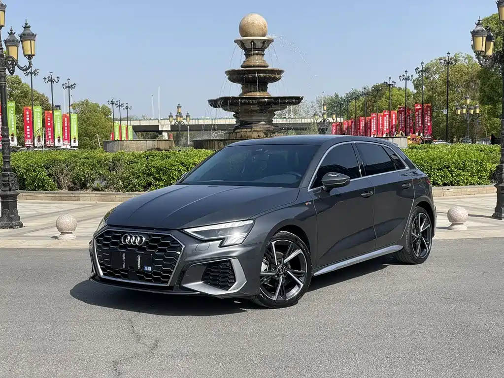 Audi A3 2023 Sportback 35 TFSI Fashion Sport