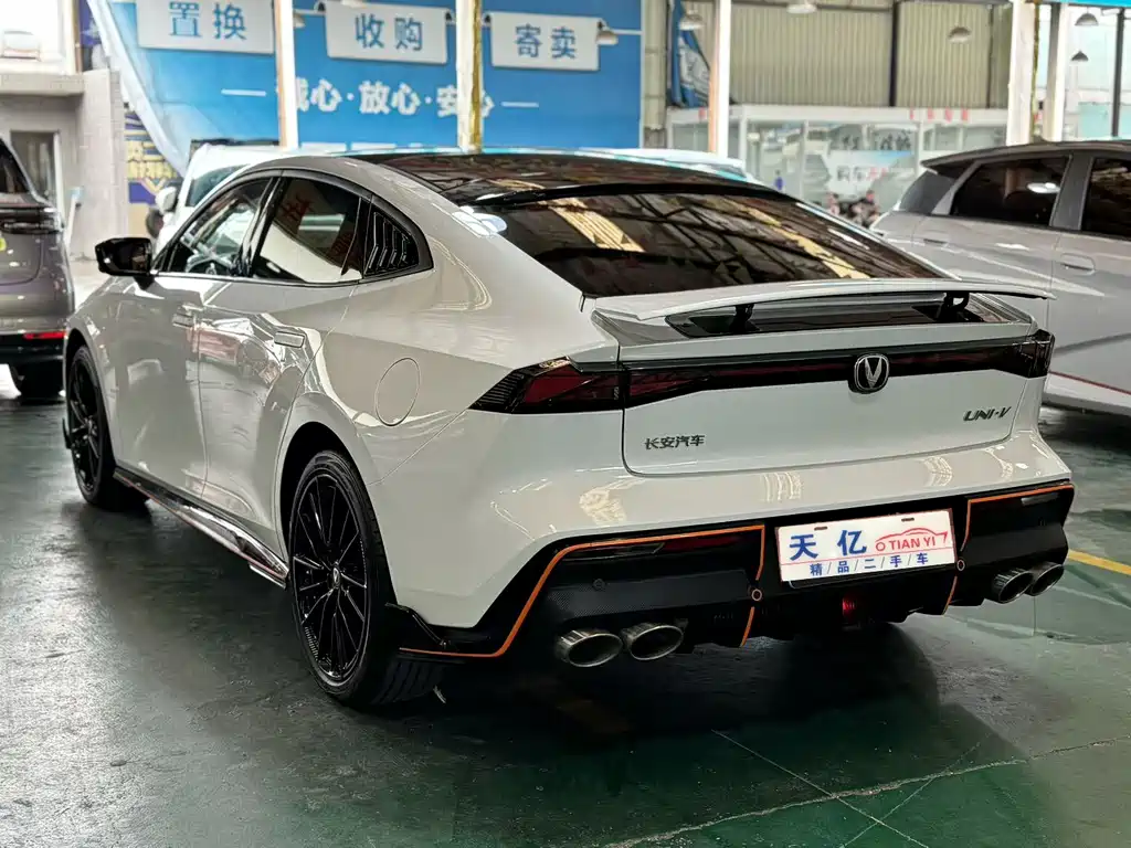 Changan UNI-V — миниатюра 17