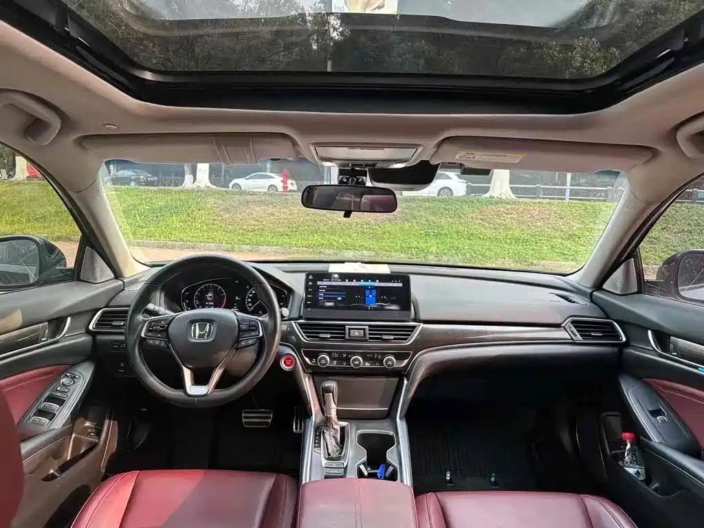 Honda Accord 2022 260TURBO Luxury