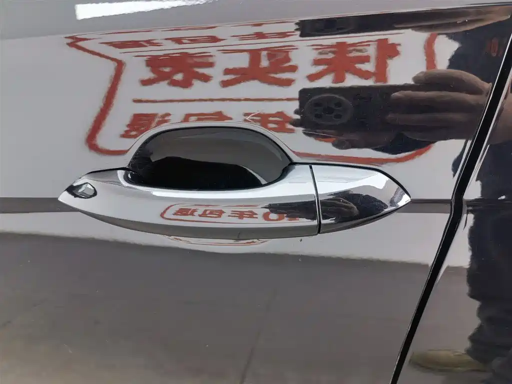 VOLKSWAGEN PASSAT NEW ENERGY