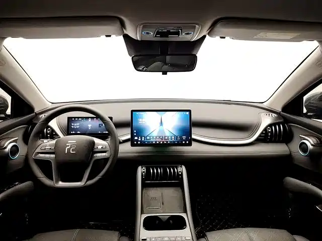 BYD Yuan Plus — миниатюра 9