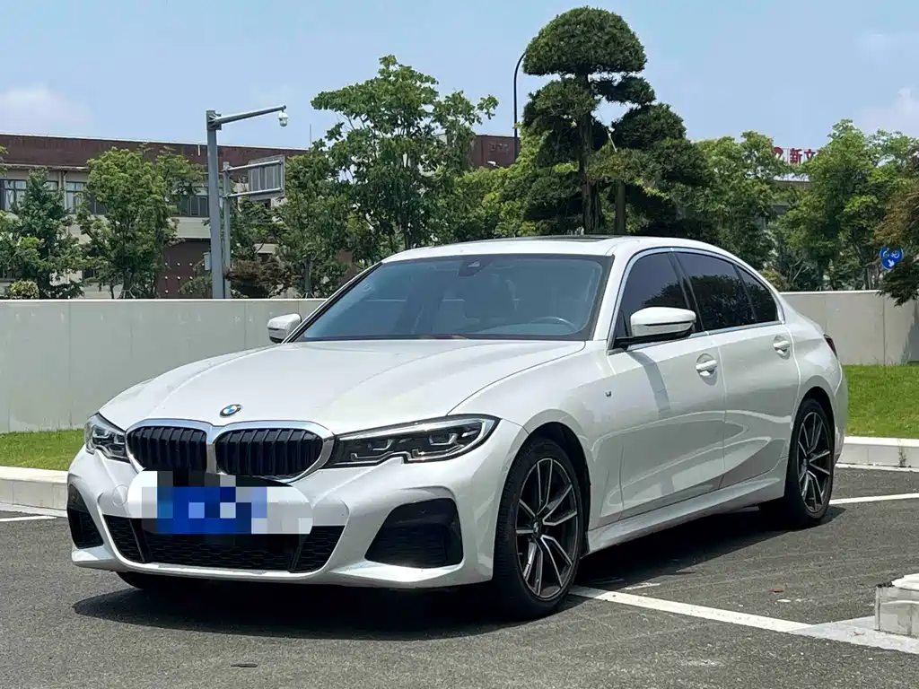 BMW 3 Series 2021