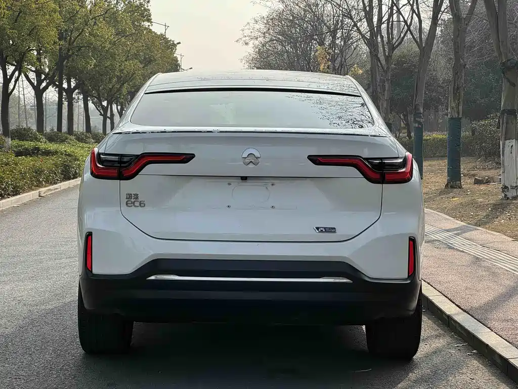 NIO NIO EC6