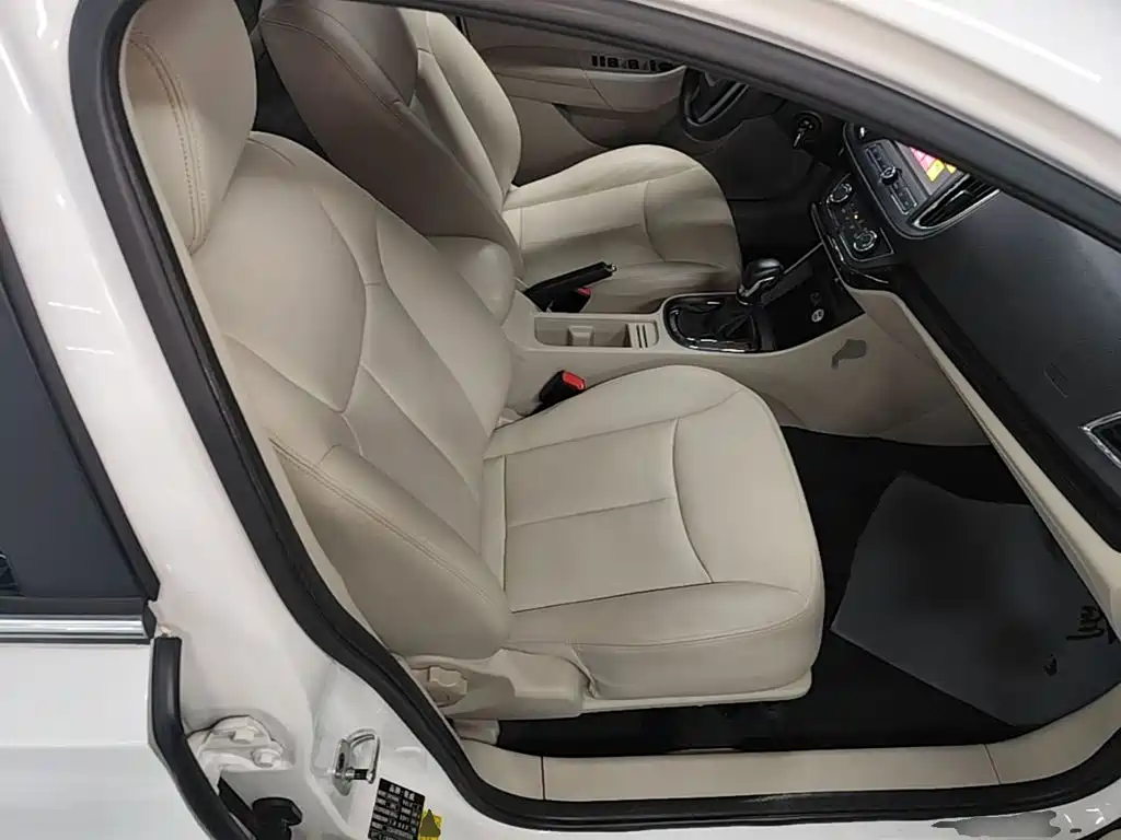Roewe 360 — миниатюра 25
