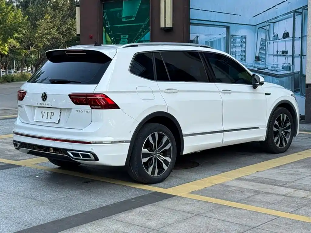 Volkswagen Tiguan L — миниатюра 6