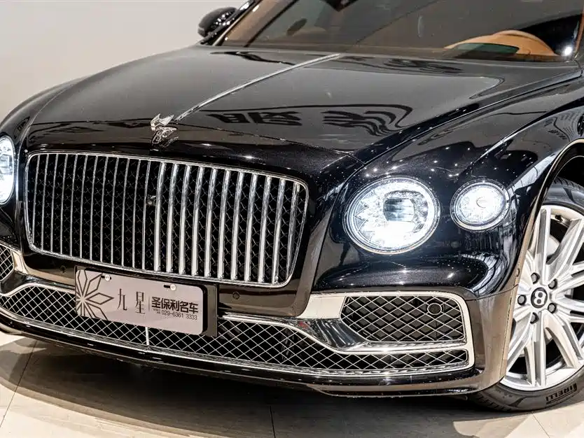 BENTLEY FLYING SPUR PLUG IN HYBRID