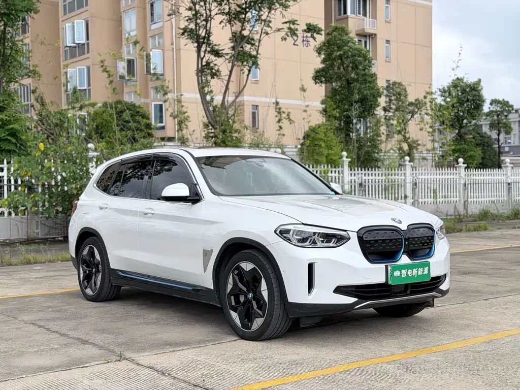 BMW iX3 — фотографии объявления, Фото 3