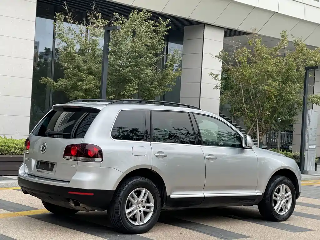 Volkswagen Touareg — миниатюра 4