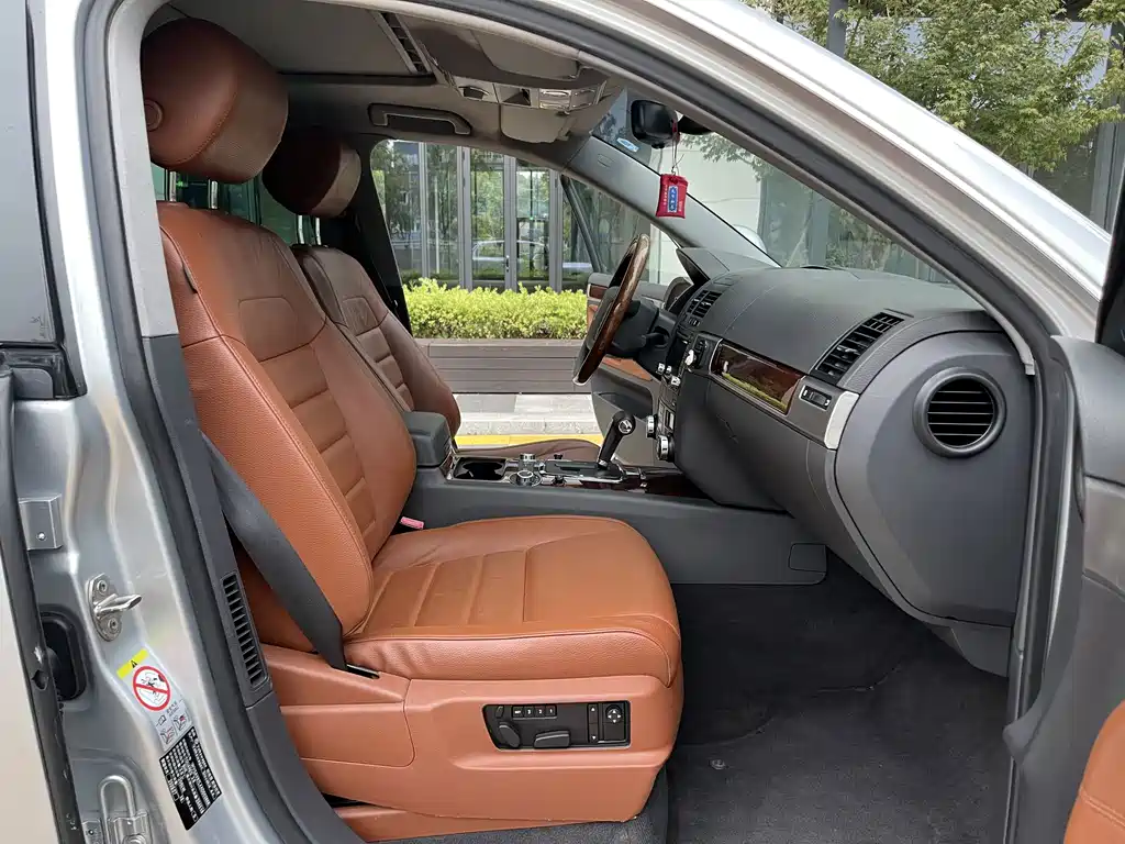 Volkswagen Touareg — миниатюра 18