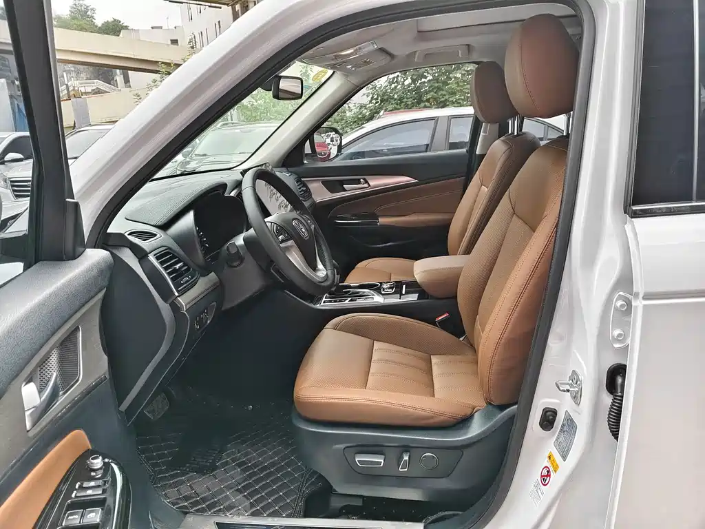 Changan CS95 — миниатюра 3