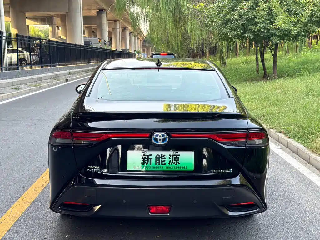 TOYOTA MIRAI