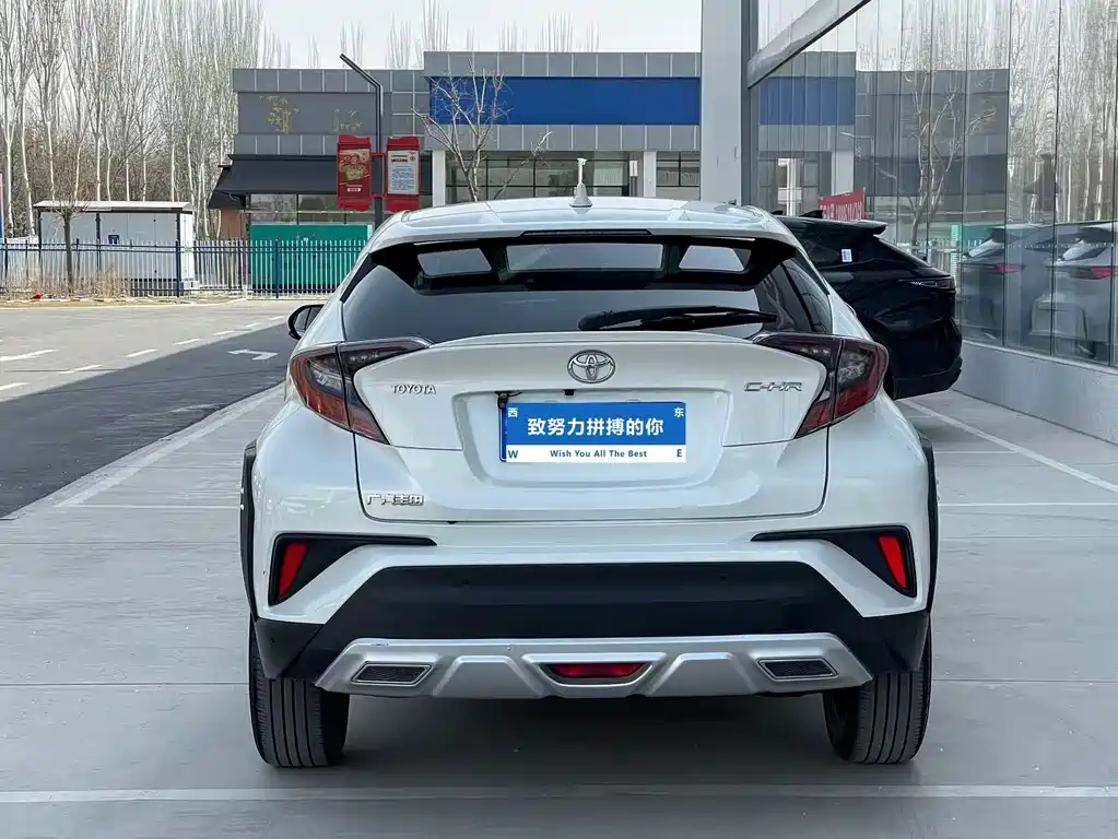 TOYOTA C HR