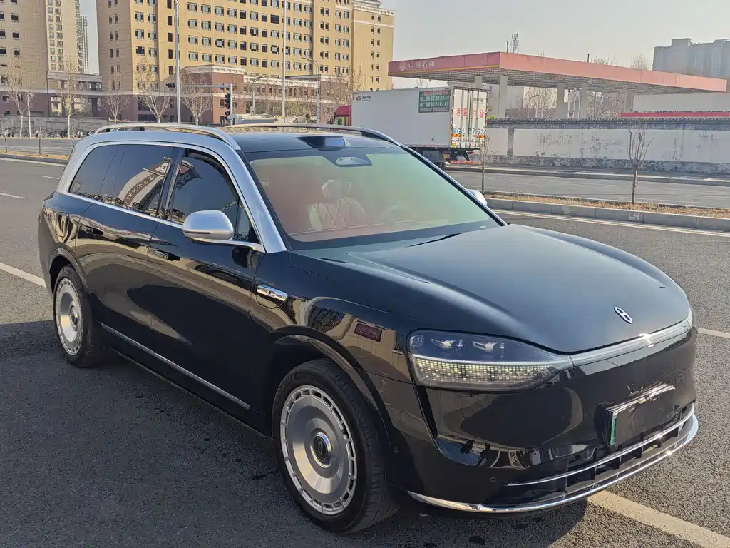 AITO ASK THE WORLD M9