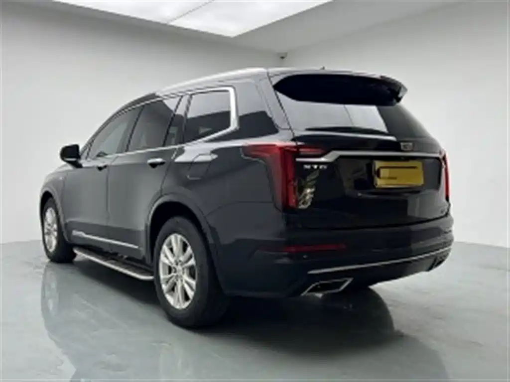 Cadillac XT6 — миниатюра 5